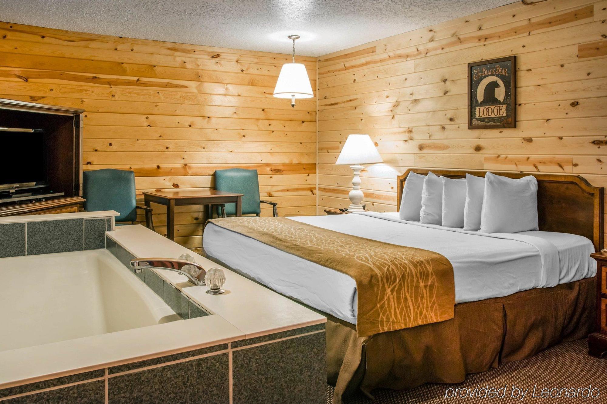 Econo Lodge Bayview ماكيناو سيتي المظهر الخارجي الصورة