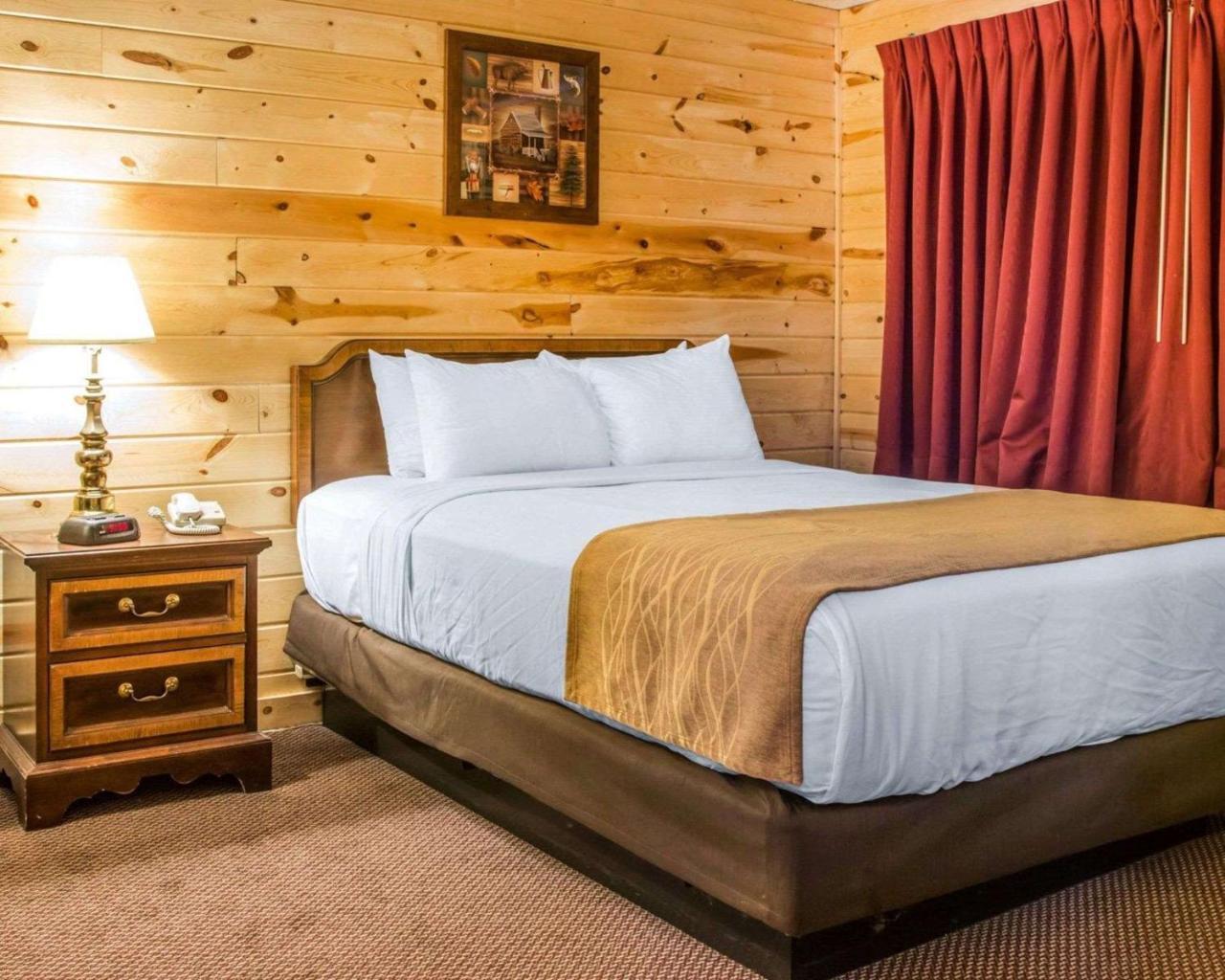 Econo Lodge Bayview ماكيناو سيتي المظهر الخارجي الصورة
