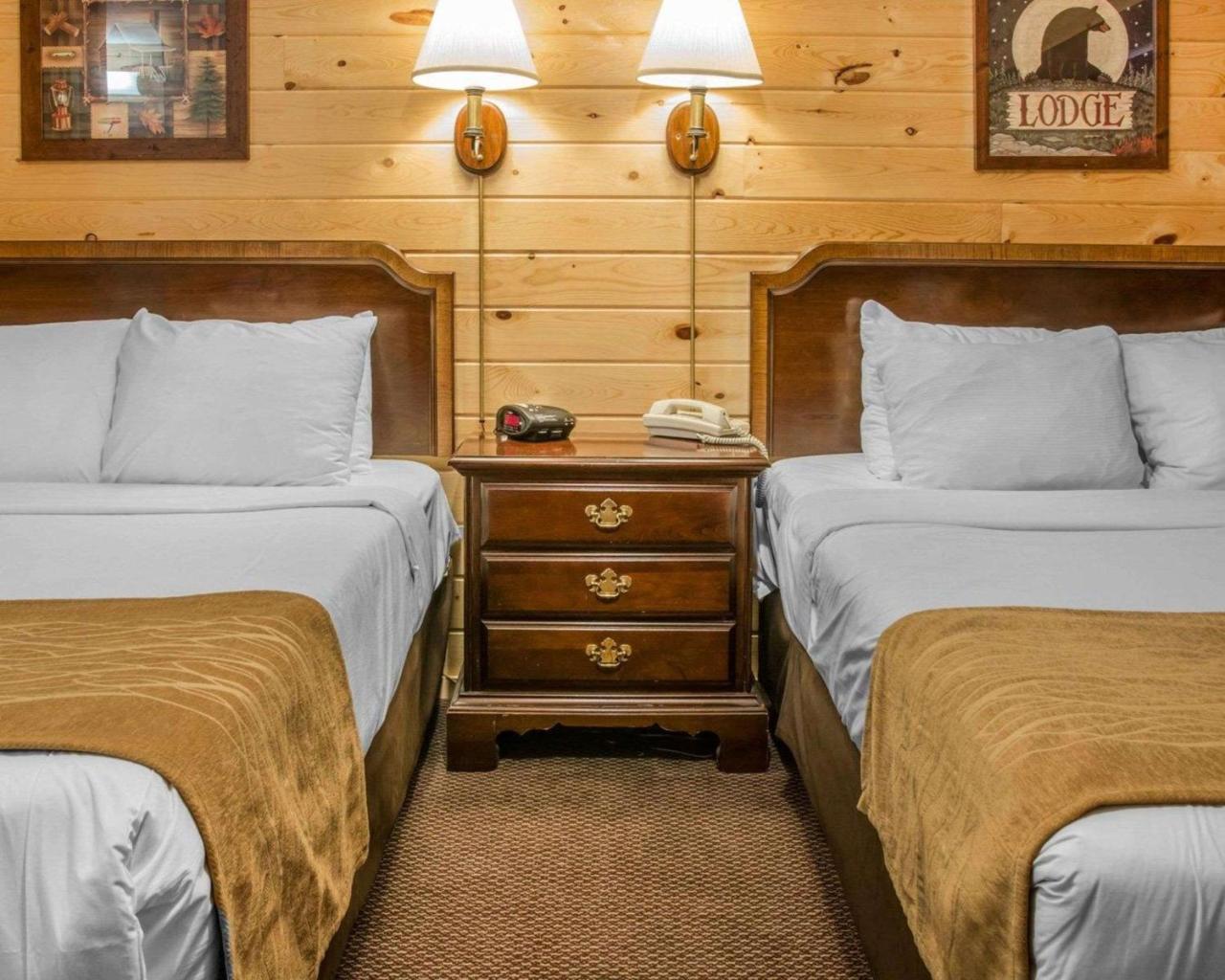 Econo Lodge Bayview ماكيناو سيتي المظهر الخارجي الصورة